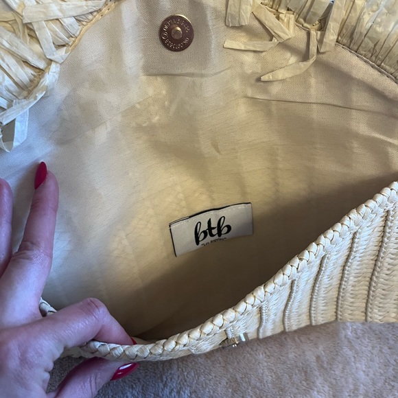 Btb Los Angeles Mrs. Clutch - Picture 4 of 4